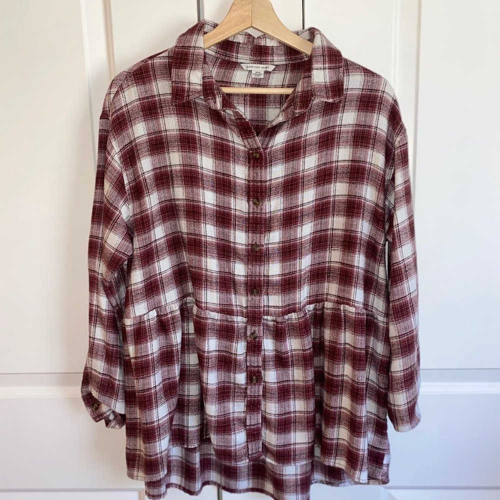 American Eagle Women Flannel Red White Size Small